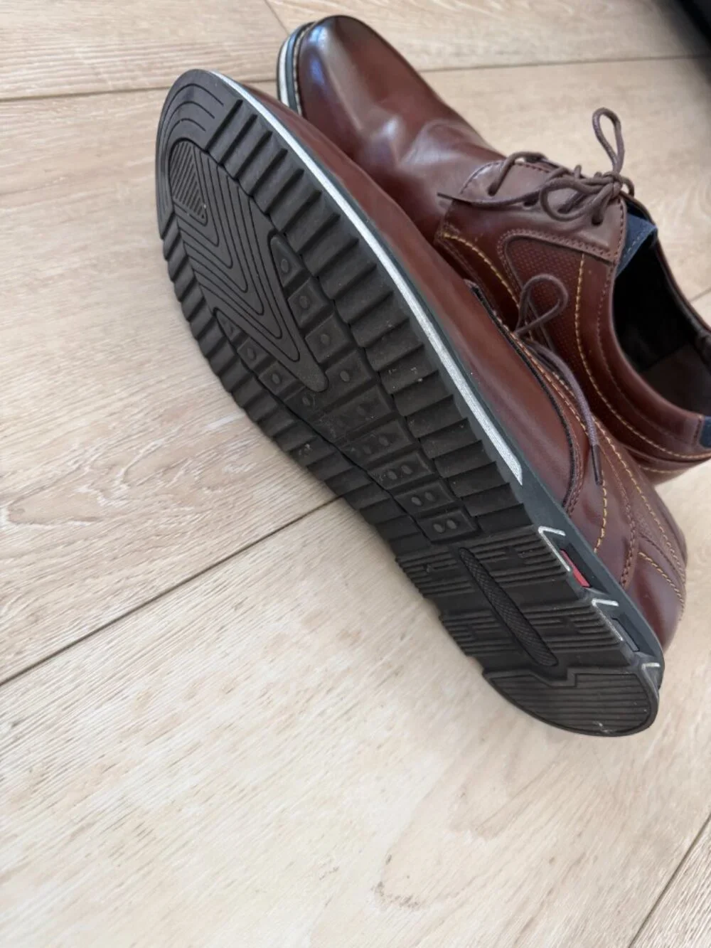 N/A brown men’s